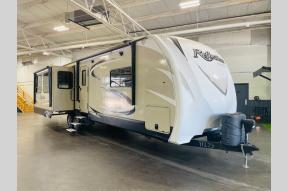 Used 2017 Grand Design Reflection 315RLTS Photo