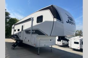 New 2026 Jayco Eagle SLE 28BHU Photo