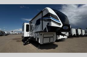 Used 2023 Keystone RV Fusion 373 Photo