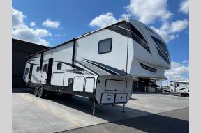 Used 2021 Forest River RV Vengeance 4007V Photo