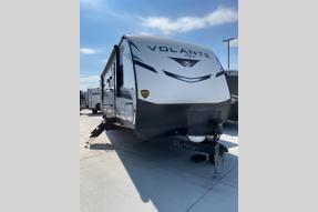 Used 2022 CrossRoads RV Volante VL32SB Photo