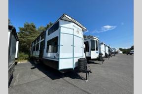 New 2025 Forest River RV Salem Grand Villa 42VIEW Photo