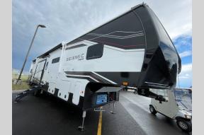 New 2026 Jayco Seismic 413 Photo