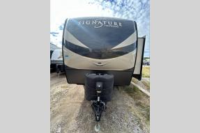 Used 2020 Forest River RV Rockwood Signature Ultra Lite 8332SB Photo