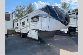 New 2024 Jayco North Point 382FLRB Photo