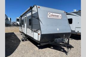 Used 2016 Dutchmen RV Coleman Lantern Series 274BHWE Photo