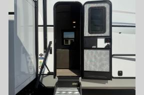 Used 2025 Keystone RV Cougar 26RKE Photo