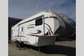 Used 2014 Heartland Sundance 3000MK Photo