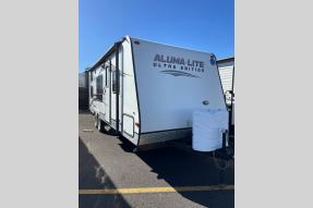 Used 2012 ALUMA LITE HOLIDAY RAMBLER 237BH Photo