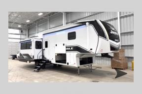New 2026 Jayco Eagle 321RSTS Photo