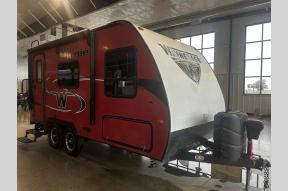 Used 2019 Winnebago Industries Towables Micro Minnie 1706FB Photo