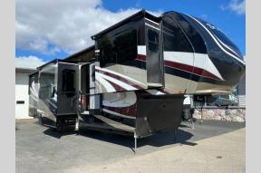 Used 2021 Grand Design Solitude 380FL Photo