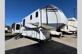 Used 2022 Alliance RV Paradigm 370FB Photo