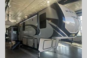 Used 2020 Keystone RV Montana High Country 385BR Photo