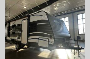 Used 2018 Dutchmen RV Aspen Trail 1800RB Photo