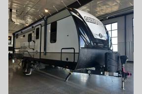 Used 2020 Cruiser Radiance Ultra Lite 26BH Photo
