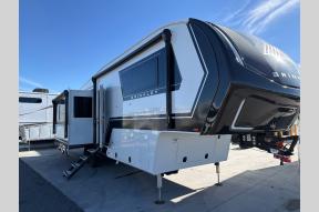 Used 2025 Brinkley Model Z 3100 Photo