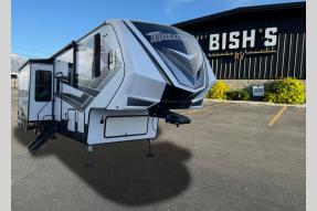 Used 2021 Grand Design Momentum 381M Photo