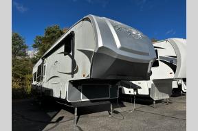 Used 2009 Open Range RV 385RLS Photo