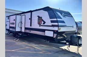 Used 2023 CrossRoads RV Zinger ZR331BH Photo