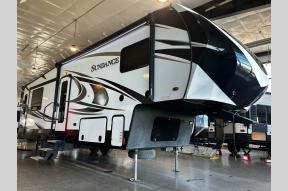 Used 2018 Heartland Sundance XLT 289TS Photo