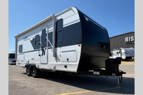 New 2026 Winnebago Thrive 22MBH Photo