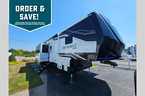 New 2026 Jayco Seismic 395 Photo