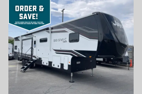 New 2026 Jayco Seismic 413 Photo