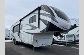 New 2023 Grand Design Solitude S-Class 3740BH Photo