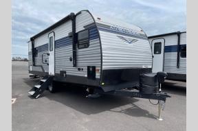 New 2023 Prime Time RV Avenger 24FKS Photo