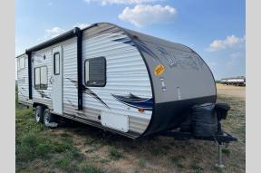 Used 2015 Forest River RV Wildwood X-Lite 261BHXL Photo