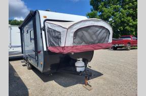 Used 2015 . Starcraft 16RB Photo