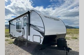 New 2024 Prime Time RV Tracer 200BHSLE Photo