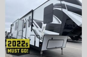 New 2022 Dutchmen RV Voltage 4245 Photo