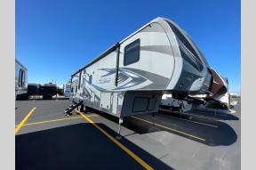 Used 2017 Keystone RV Fuzion 369 Photo