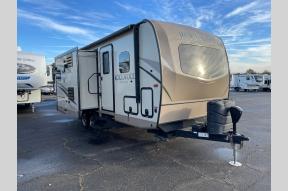 Used 2018 Forest River RV Rockwood Ultra Lite 2304DS Photo