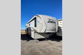 Used 2020 Jayco Eagle 355MBQS Photo