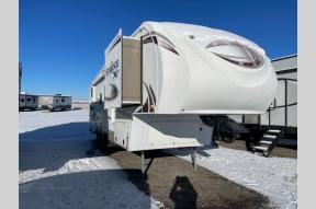 Used 2014 Heartland Sundance XLT 285BH Photo