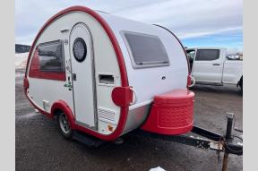 Used 2010 nuCamp RV NuCamp S-320 Tab Photo