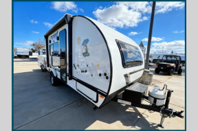 Used 2022 GRAND SURVEYOR R Pod 192 Photo
