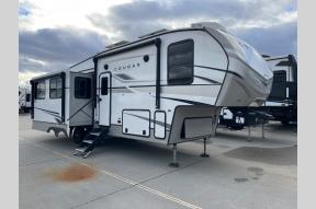 Used 2023 Keystone RV Cougar Half-Ton 29RLI Photo