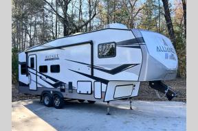 Used 2023 Alliance RV Avenue All-Access 26RD Photo