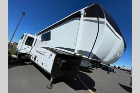 New 2026 Jayco Pinnacle 38FBRK Photo
