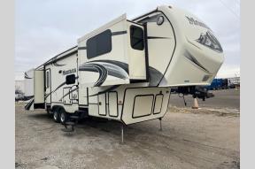 Used 2014 Keystone RV MONTANA PARAMOUNT FL3750 Photo