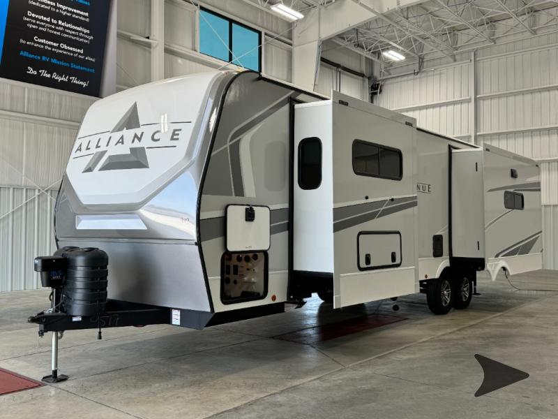 New 2025 alliance rv avenue 332rl travel trailer at bish s rv pick up