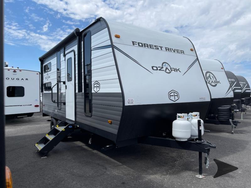 New 2025 Forest River RV Ozark 1900THK Toy Hauler Travel Trailer