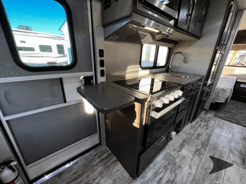 New 2025 Bigfoot Industries 2500 SERIES B25RQ(TWIN) Travel