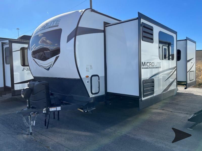 2025 Forest River Flagstaff Lite Weight Trailers photo 3