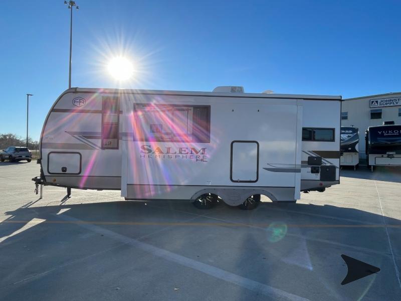 2025 Forest River Salem Laminated Towables photo 4