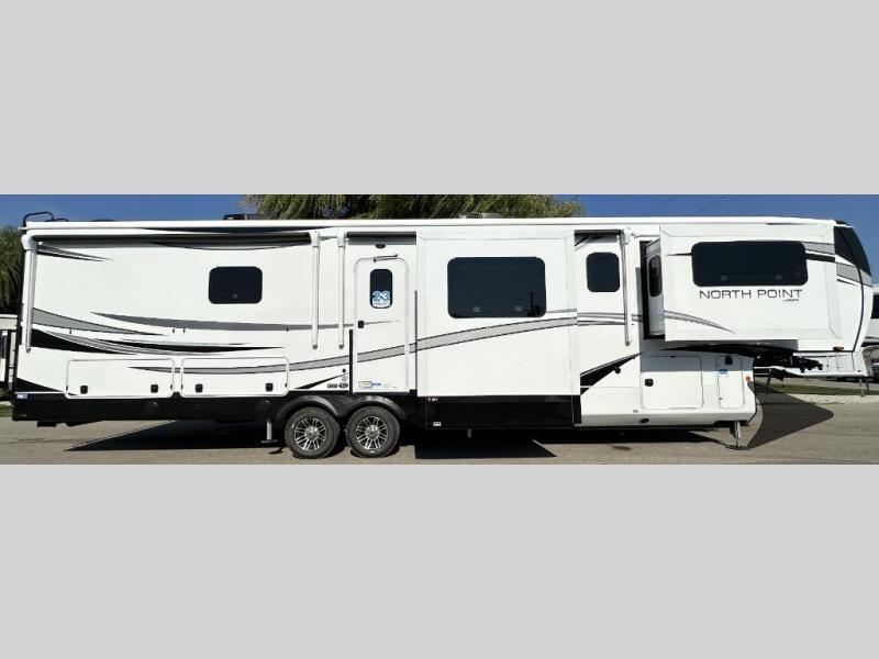 2024 Jayco north point 382flrb